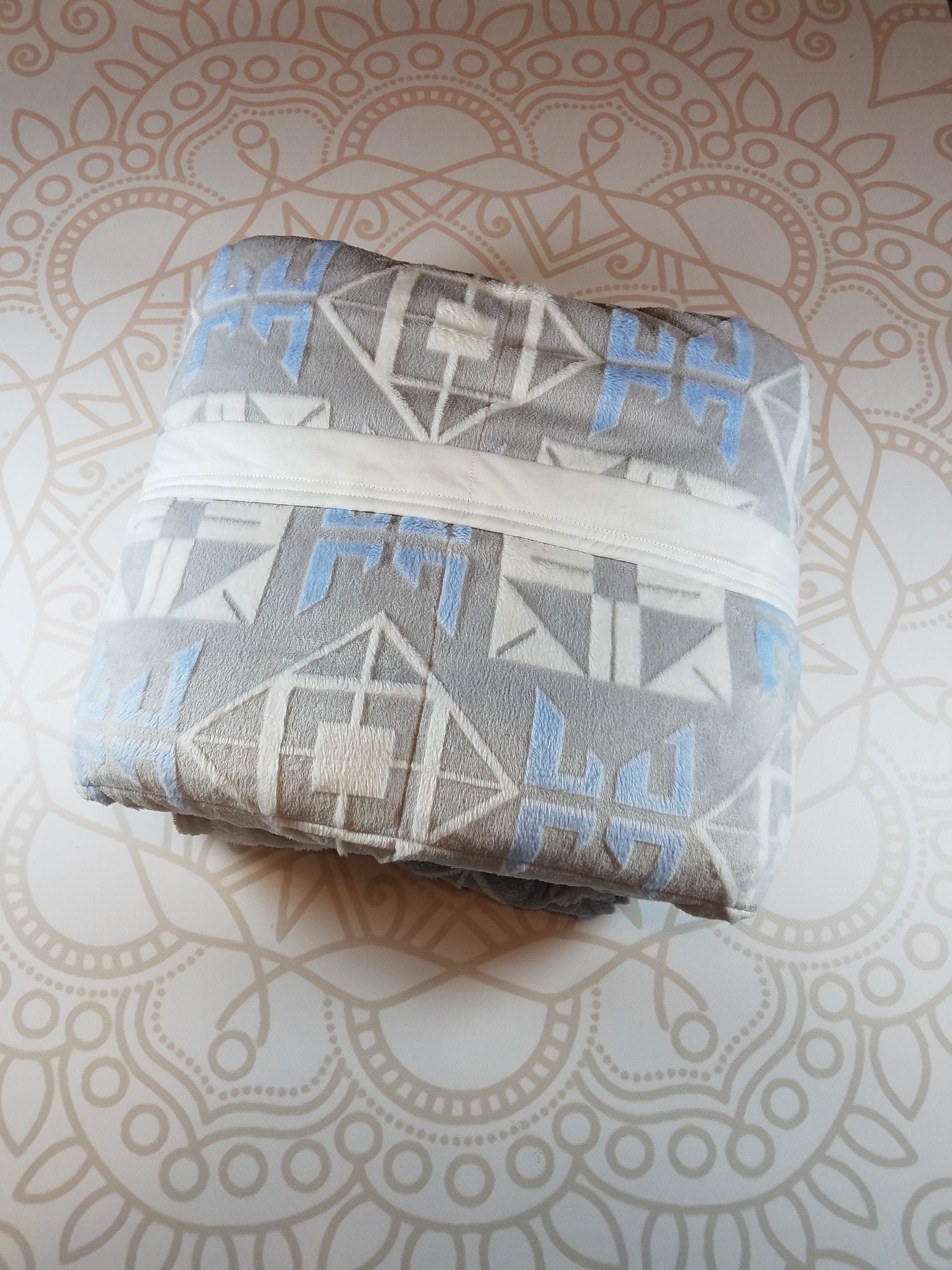 READY to SHIP, 40x70, 20 pound, Weighted Blanket, 40x70, Gray Blue