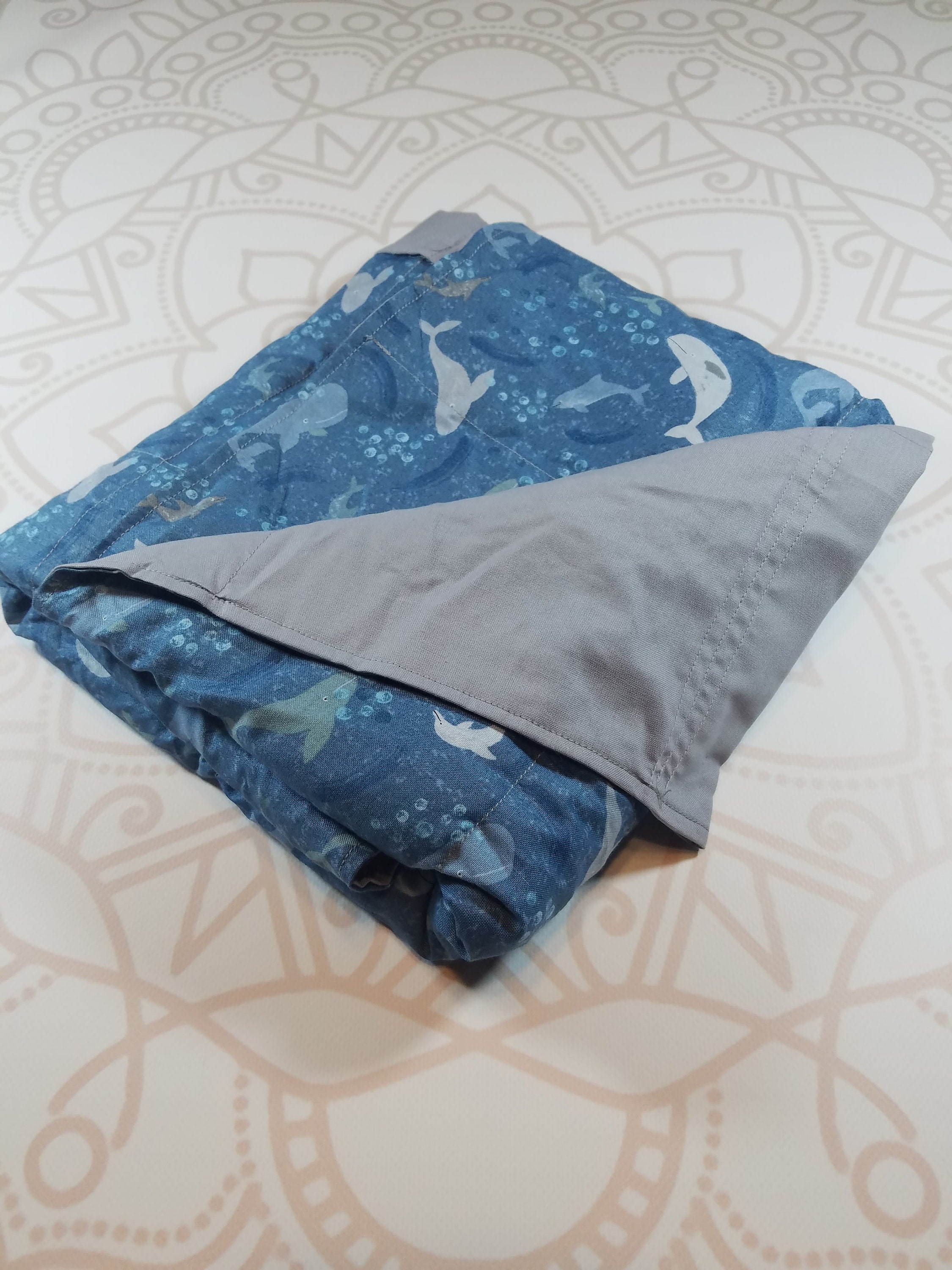 Ready To Ship, 5 Pound, 28x32, WEIGHTED BLANKET, Whale Print, Gray