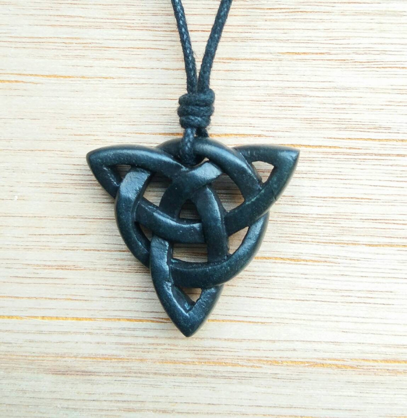 Triquetra Celtic Knot Pendant Symbol of Trinity Eternity - Etsy