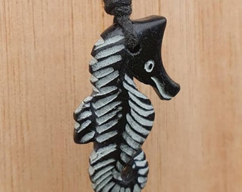 タツノオトシゴのペンダント｜タツノオトシゴのネックレス｜動物
