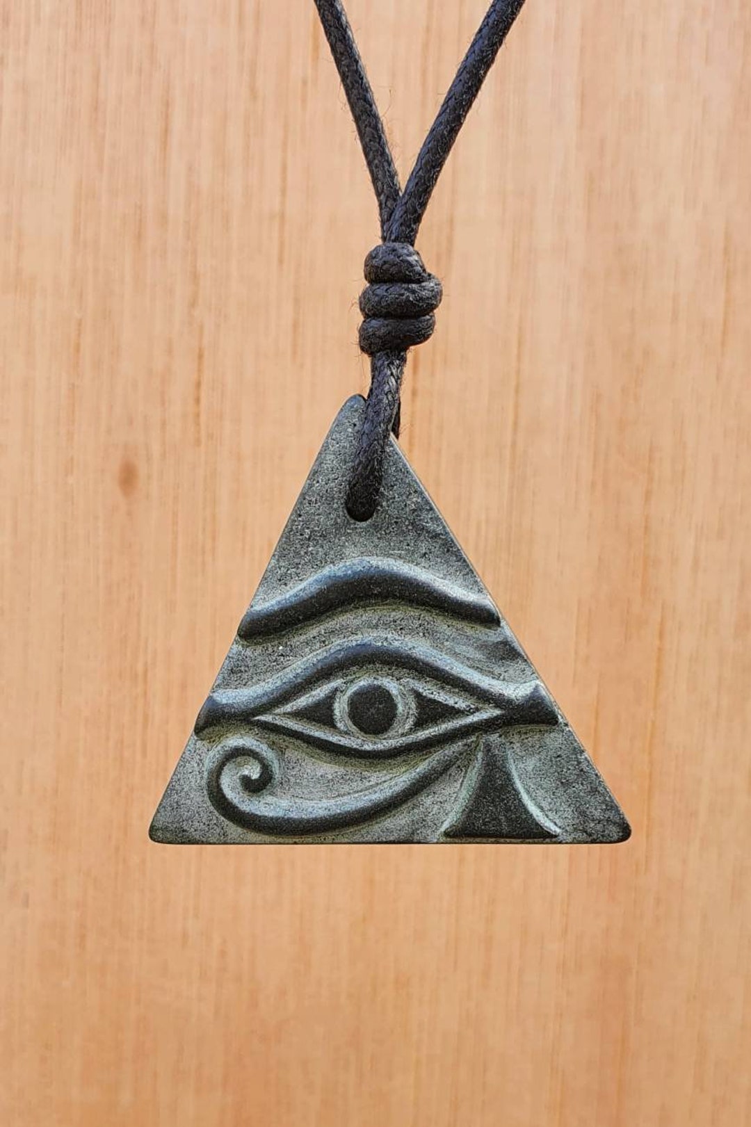 ③数量限定品【魔導具】『ホルス 月の天眼と星辰の楔』～パラサイト隕石ペンダント il_1080xN.3350525012_lfpy.jpg