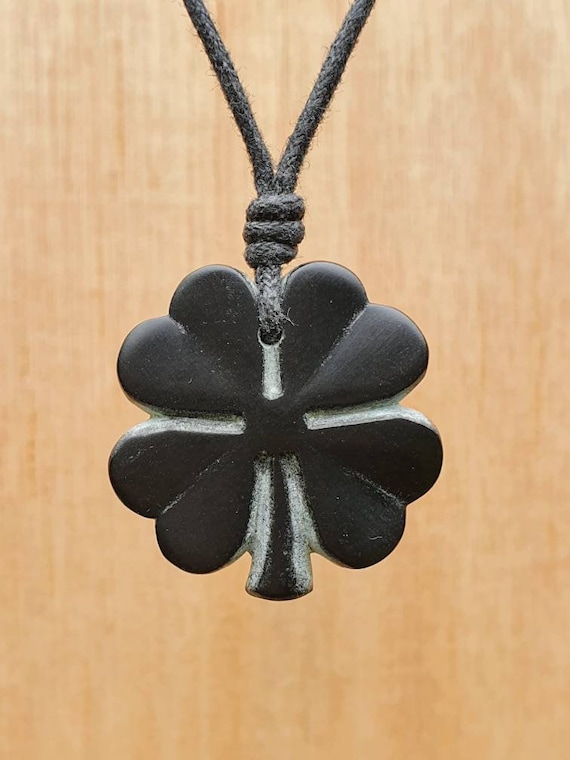 Mens shamrock hotsell necklace