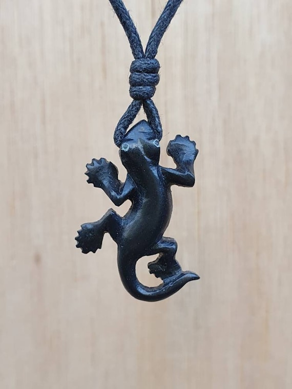Gecko Pendant Lizard Necklace Jewelry Salamander Animal Charm