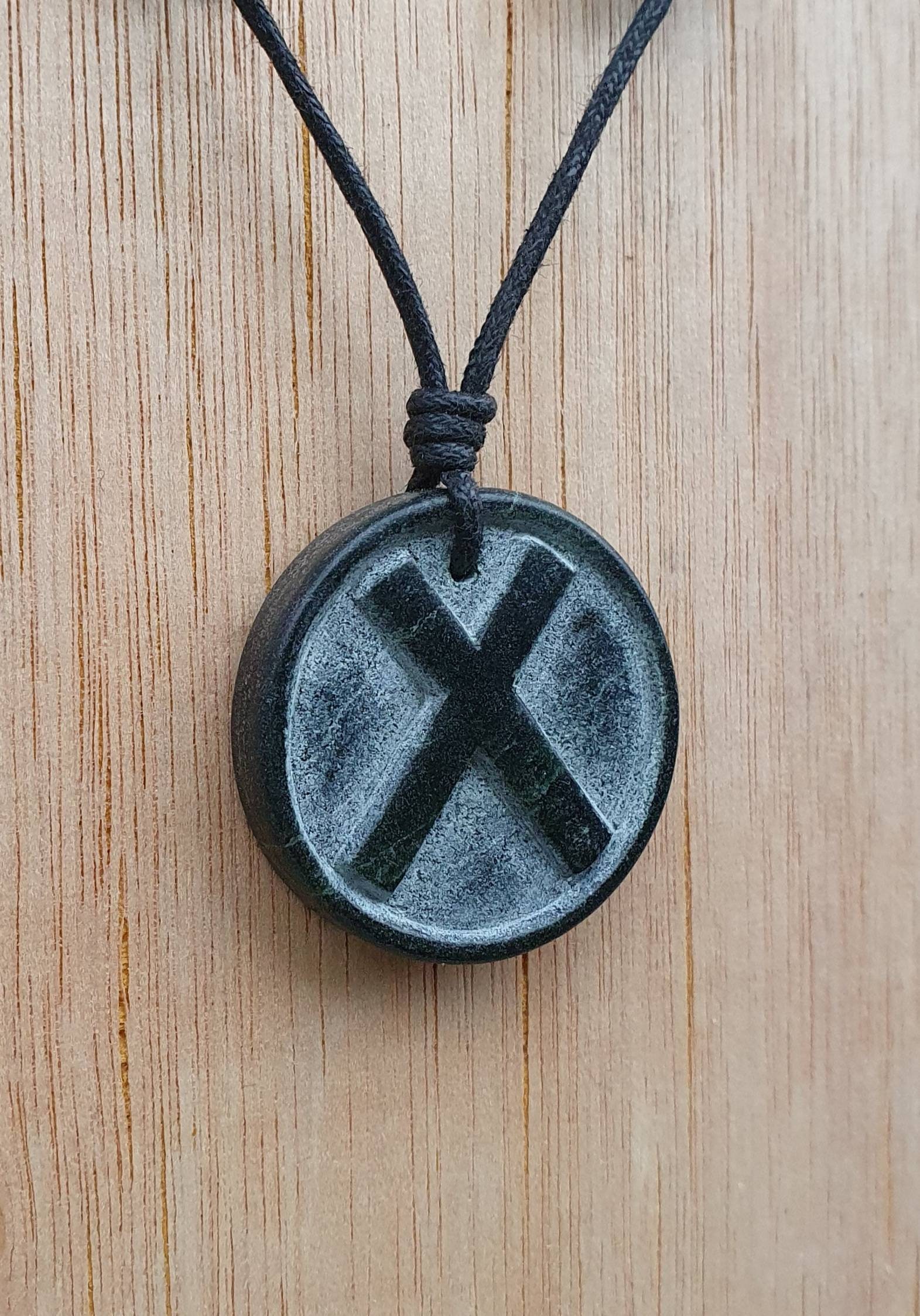 Pendentif Runestone Gyfu - Rune De La Coopération Et Du Don - Fabrication Française, En étain, 2,8x1,8 Cm - 3