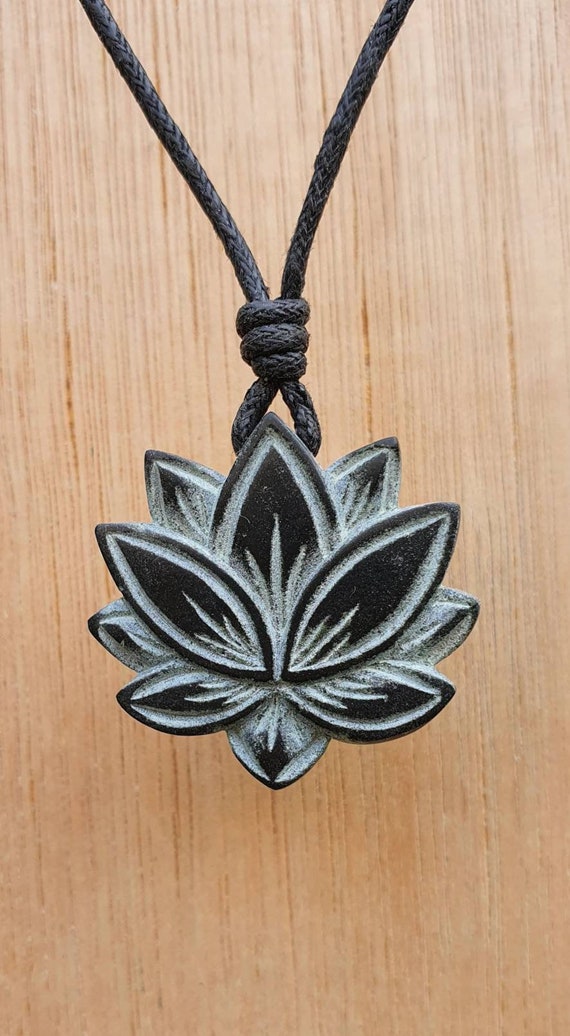 Lotus Flower Charm Pendant Yoga Meditation Crown Chakra Buddhist