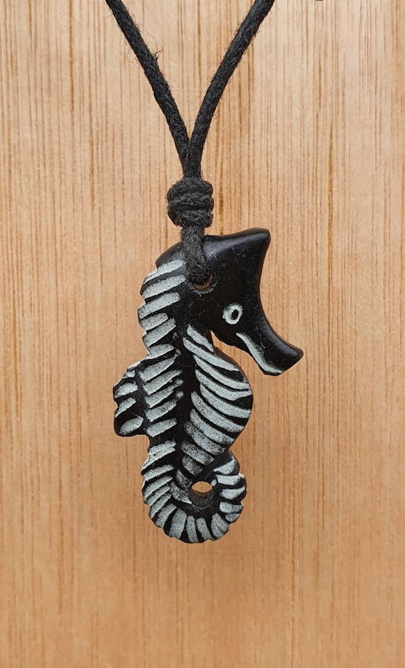 Kidult タツノオトシゴ 他天然石チャーム ネックレス Kidult