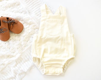 Ivoor baby romper, Baby jongen romper, gebroken witte peuter romper, baby jongen outfit, thuiskomen outfit, baby overall