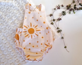 Sun and Spots Mustard and Ivory Baby Romper, Textured Cotton Baby Suit with Sun Ray Print, Newborn Coming Home Outfit, New Baby Gift