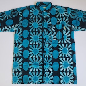 Delitak Mens Flowers Batik Shirt, Black and Blue, Free US Shipping