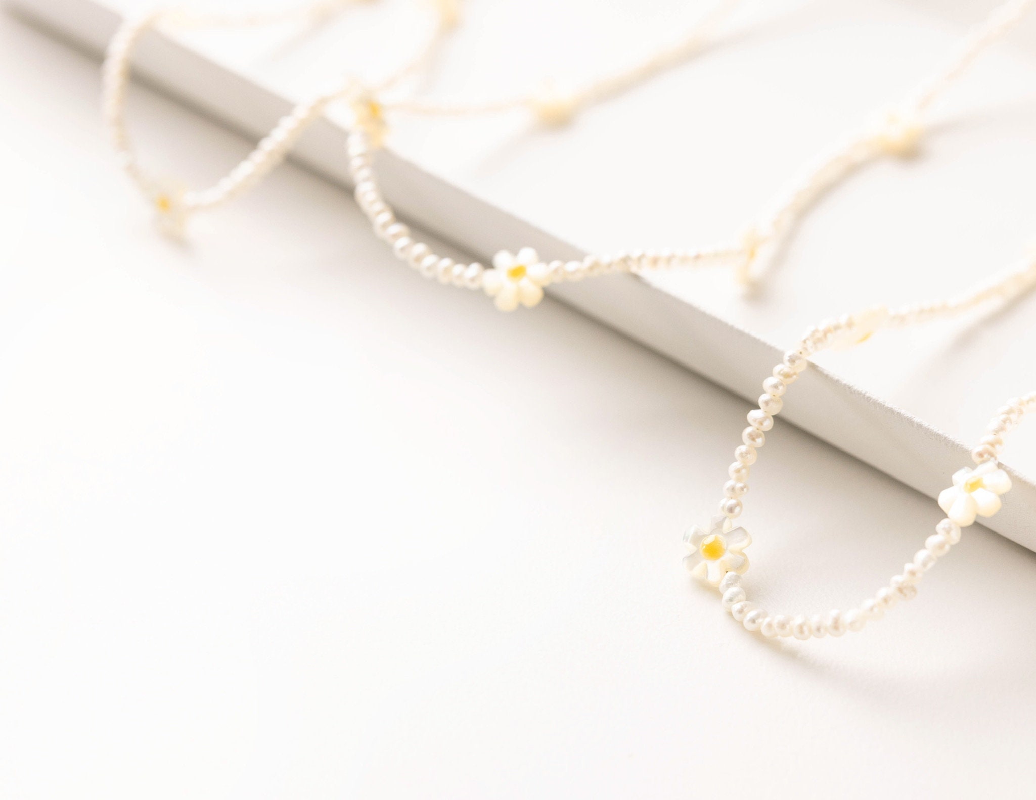 ネックレス・ペンダント Daisy and Pearl Necklace (6mm) Daisy Pearl Necklace | en route jewelry