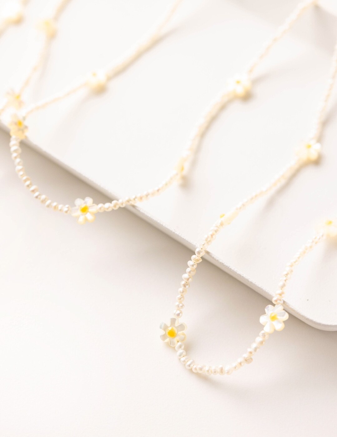 ●VVV● High Teen Daisy Freshwater Pearl Necklace 22FWNK066S Daisy Pearl Necklace - Freshwater Pearls - Beaded Necklace