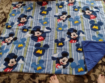 Mickey fleece blanket