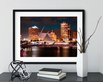 Milwaukee Skyline & Milwaukee Art Museum - Full Color, Gloss Print - Wisconsin - Nightscape (Canvas Wraps available)
