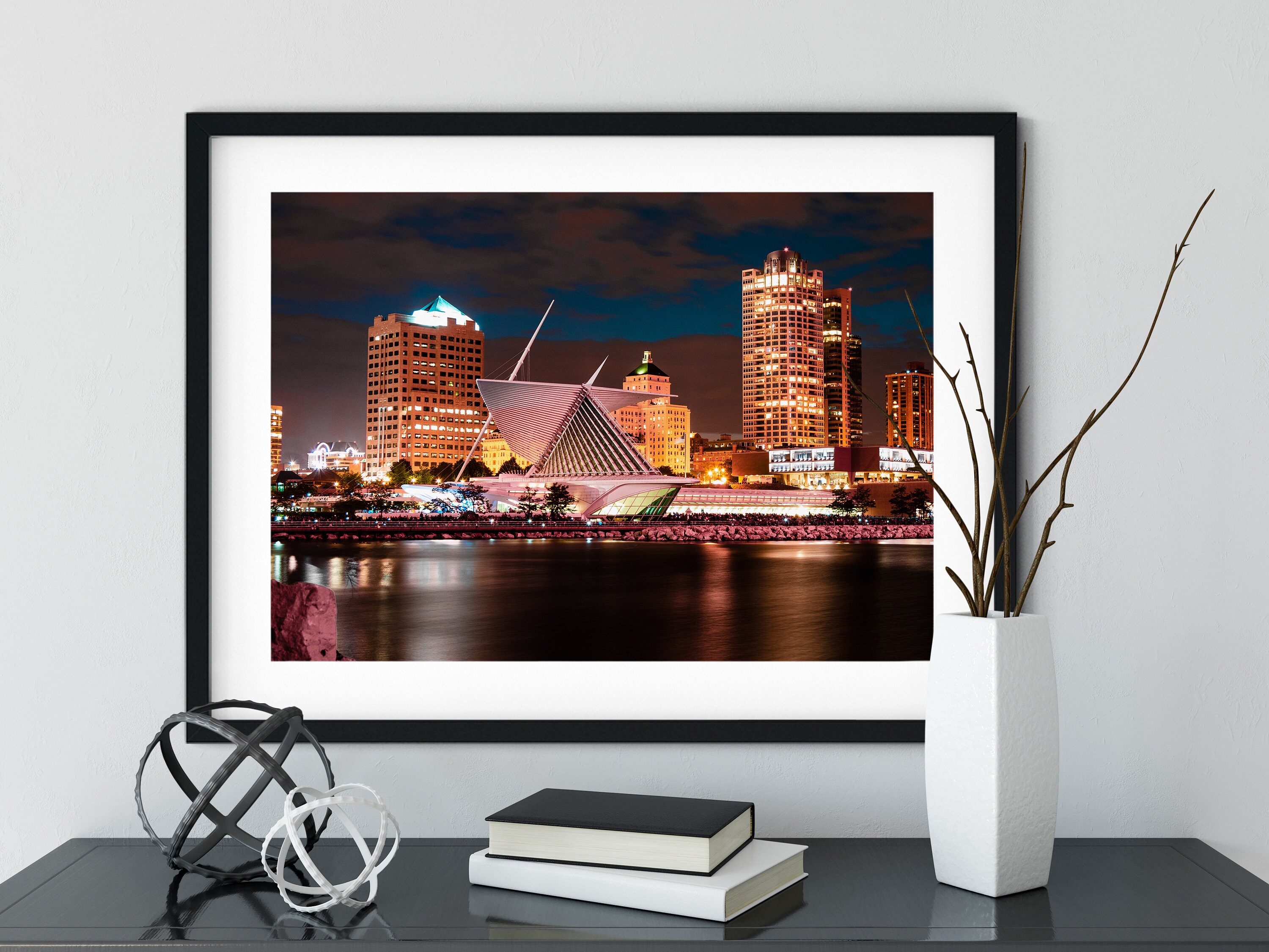 Milwaukee Skyline & Milwaukee Art Museum Full Color, Gloss Print ...