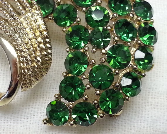 Vintage, LISNER, green rhinestone and gold toned … - image 3