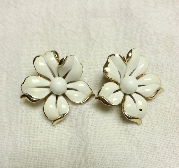 Vintage, Crown Trifari, white enamel floral earri… - image 1