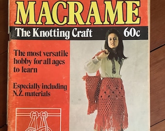 Macrame The Knotting Craft book, Zena Phillips 1972 belts, bags, door mats, lampshades, bags, fashion and more