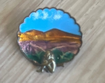 1950er Jahre Emaille Glücksbringer Pixie, 3 D