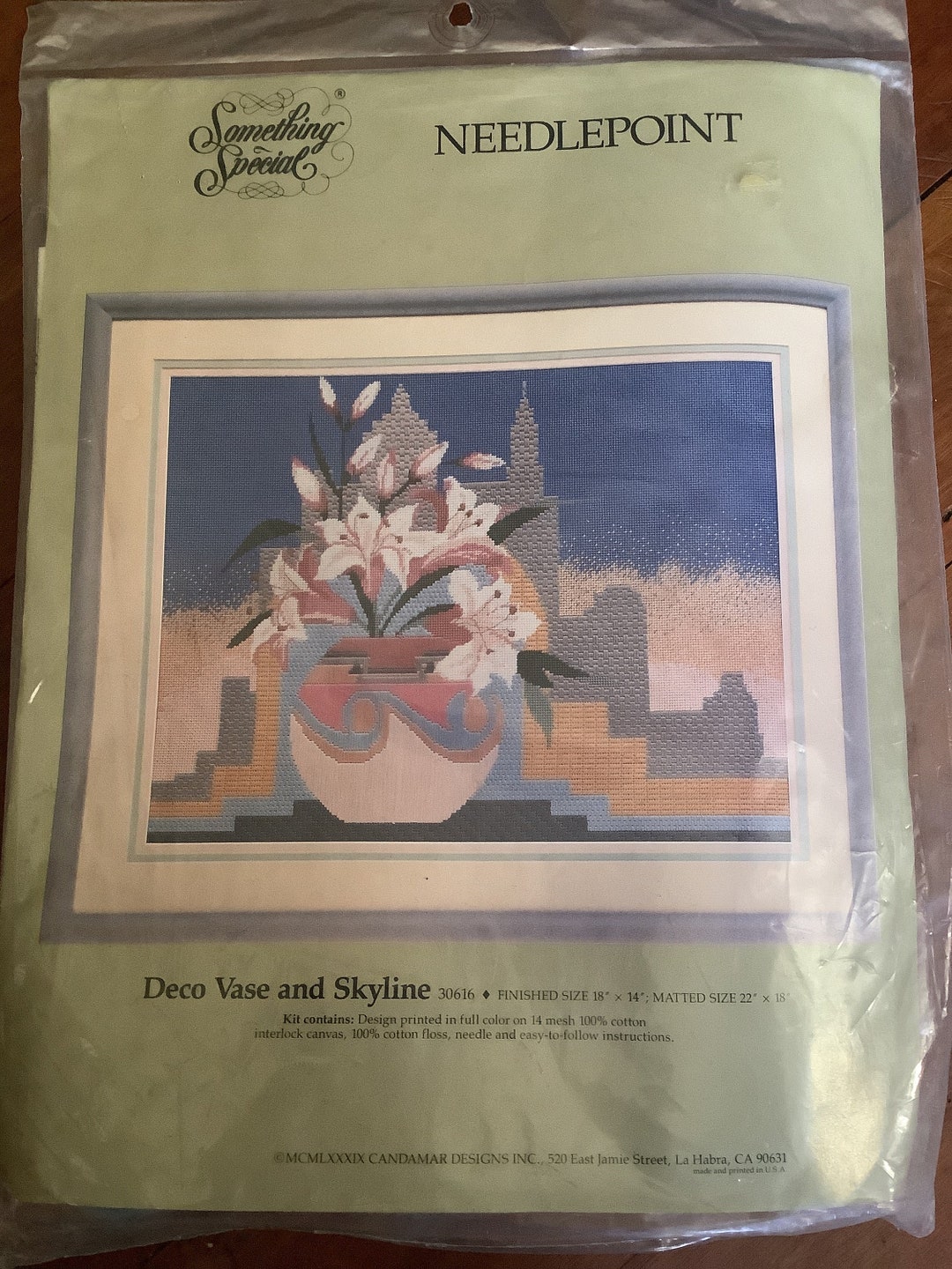 Vintage Something Special Débutant's Sampler #40160 Kit Crewel pour