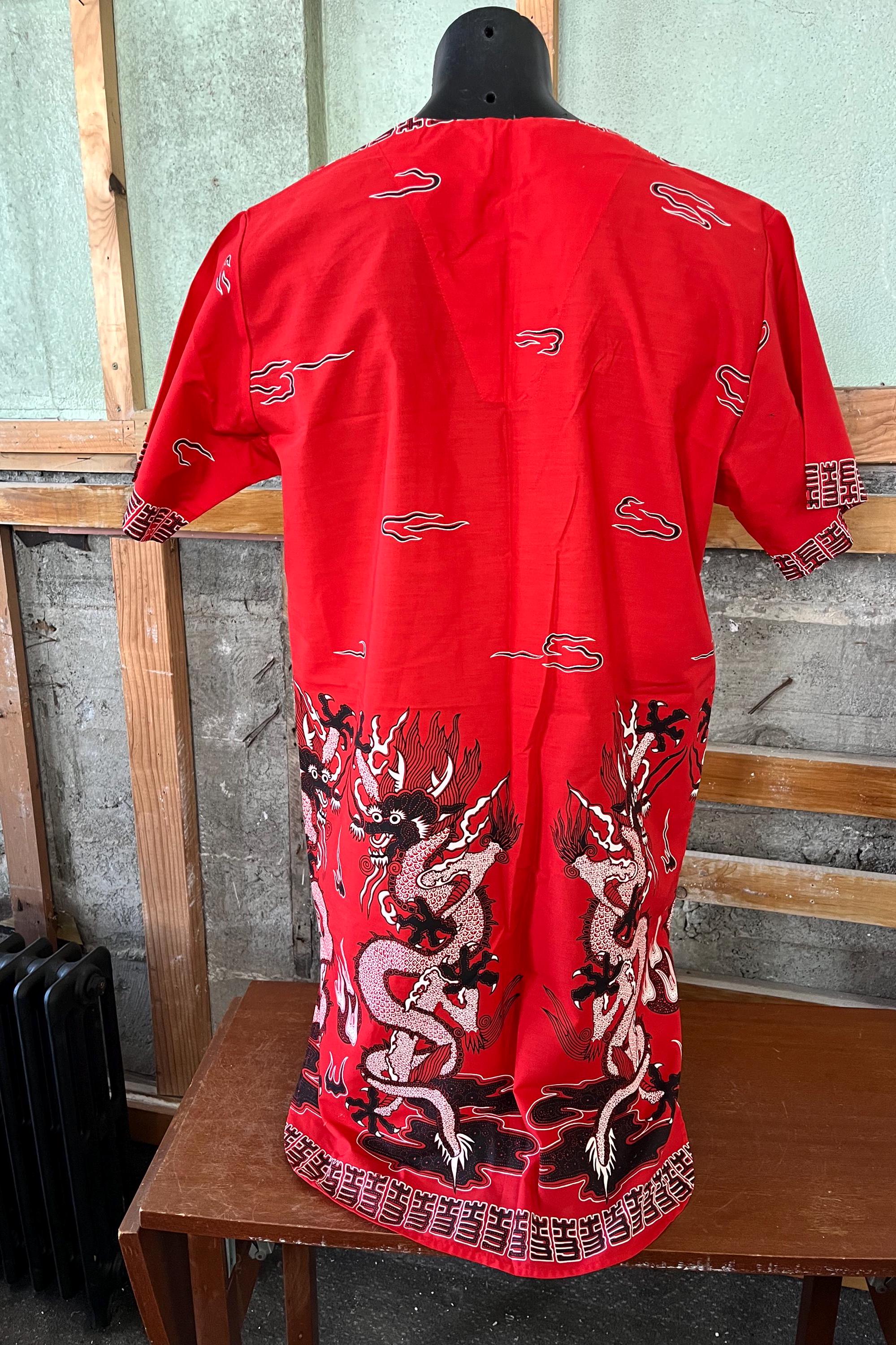 Batik Robe Dragon Pristine 1970's Mens Dragon Batik Dragon Nightshirt, Malaysian Batik ...