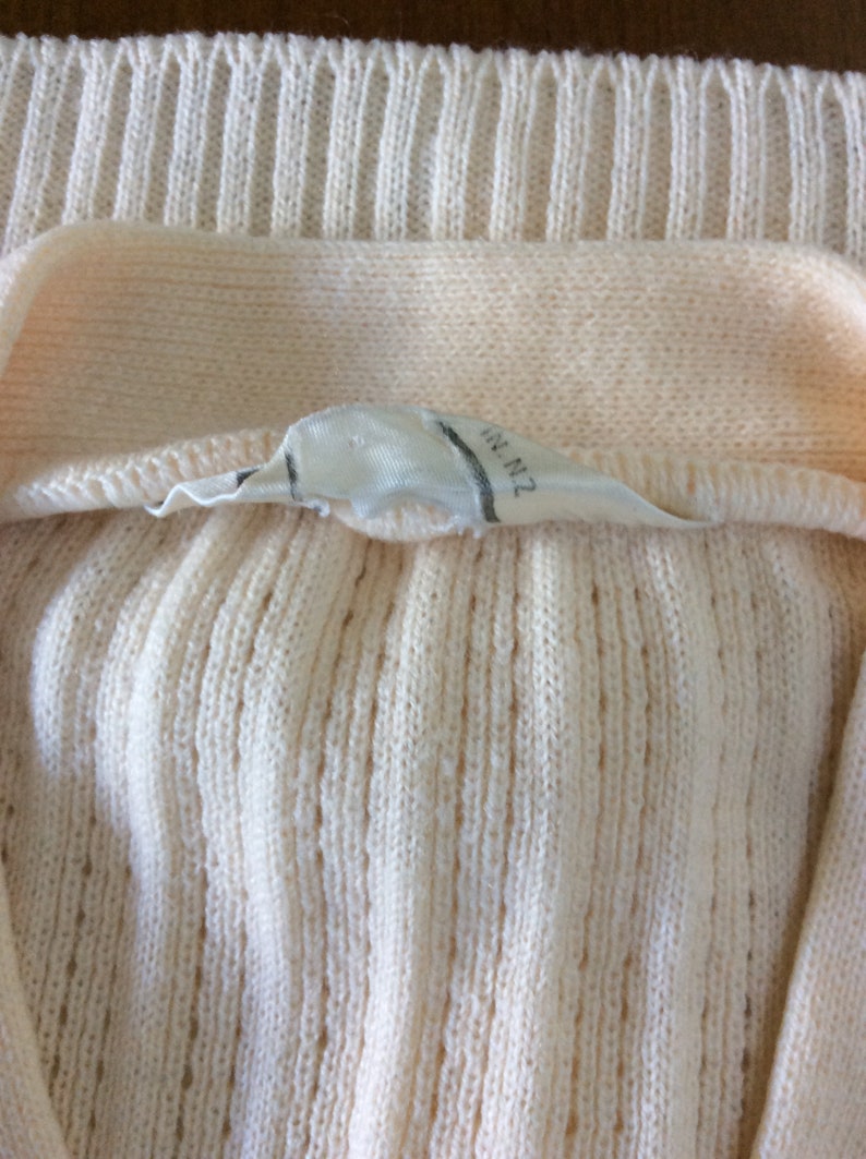 pale lemon Mc Caul short sleeve made in New Zealand 1950s 1960s Cardigan