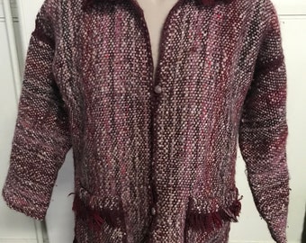 Chaqueta de lana de Nueva Zelanda hecha a mano, tejida a mano, tonos granate y rosa, flecos originales, botones de piel sintética, Hecho en Nueva Zelanda