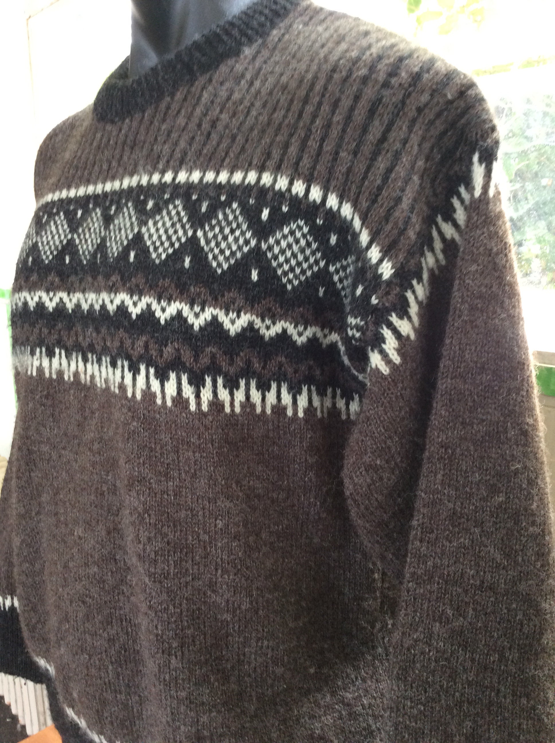 Vintage 80s Pure New Zealand Wool Sweater Black and Brown