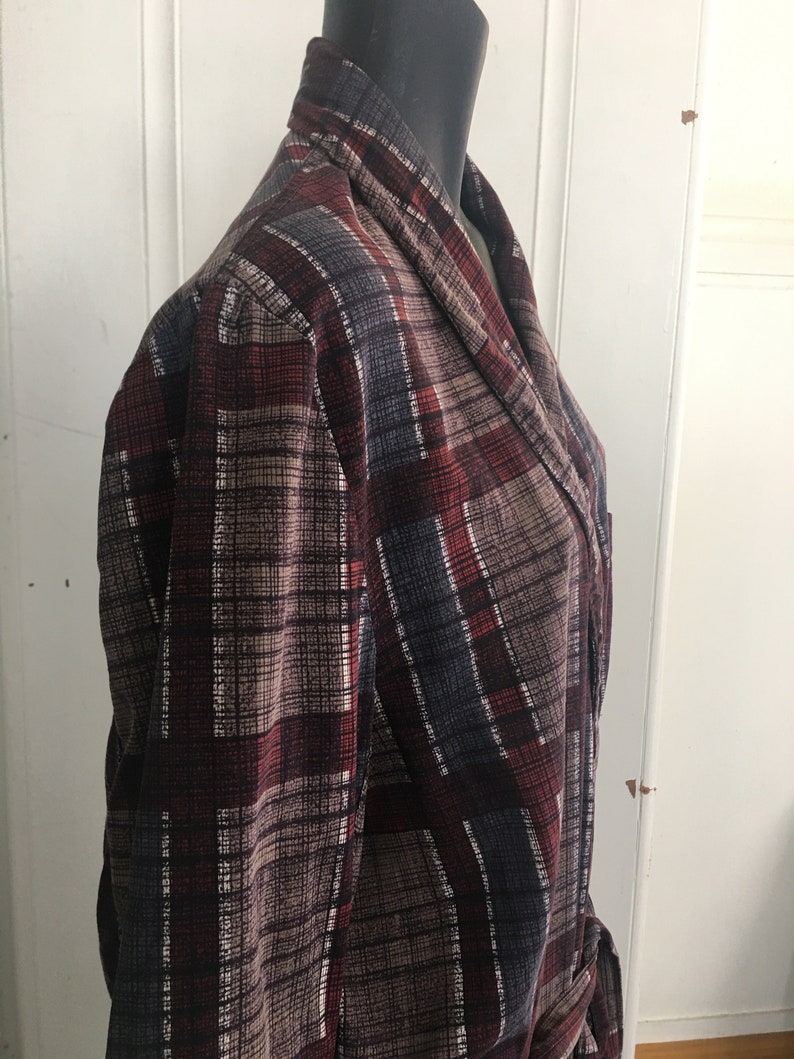 1960s Vintage Mens plaid Smoking Jacket Robe Made in New Zealand Dressing Gown by Georgie M
