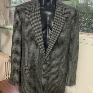 Sports Jacket Shetland wool, herringbone  tweed ,olive green , Blazer Scottish Wool