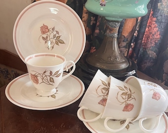 スージークーパー イエローノーズゲイ グレービーソースボート