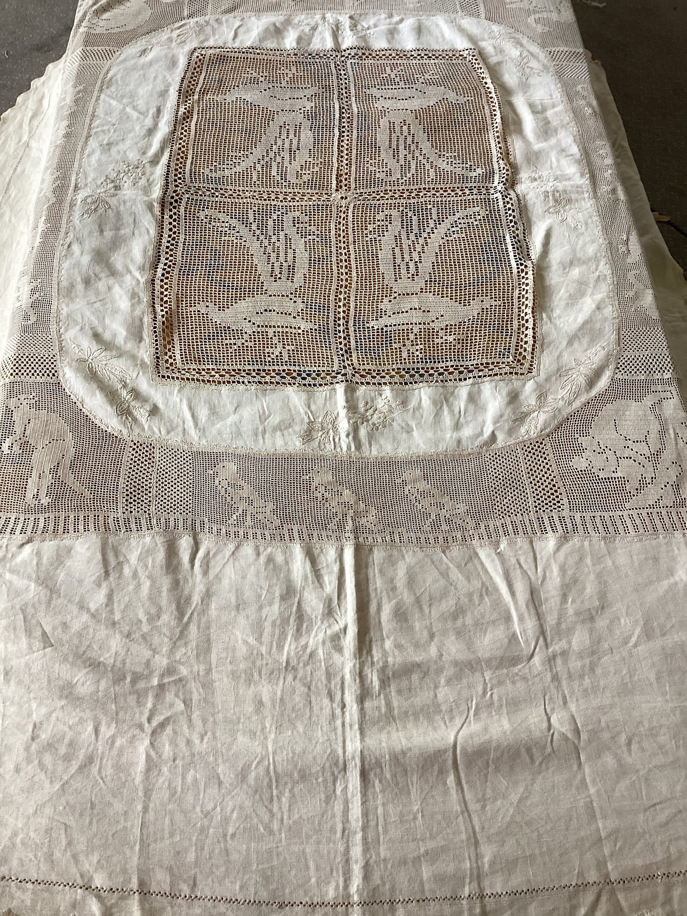 Rare Mary Card Antique Australiana Heirloom tablecloth or bedsham, Lyrebirds, Koala, Kangaroo, Swan, Magpie, Emu