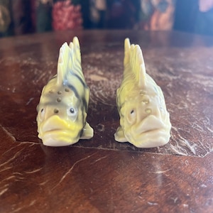 Vintage Porzellan Fisch Salz & Pfefferstreuer, hergestellt in Japan