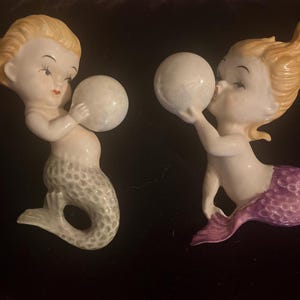 Rare Pair Vintage Norcrest Napco  Mermaids blowing lustre bubbles wall plaques,  made in Japan, retro mermaid bathroom decor
