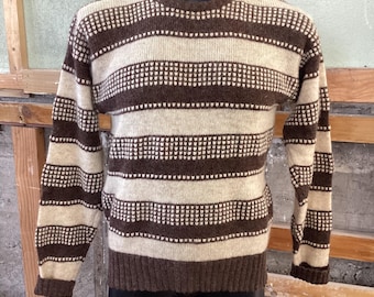 Pull en laine tricoté écossais Lane Crawford by McGeorge, fabriqué en Écosse, taille 36' 92 cm