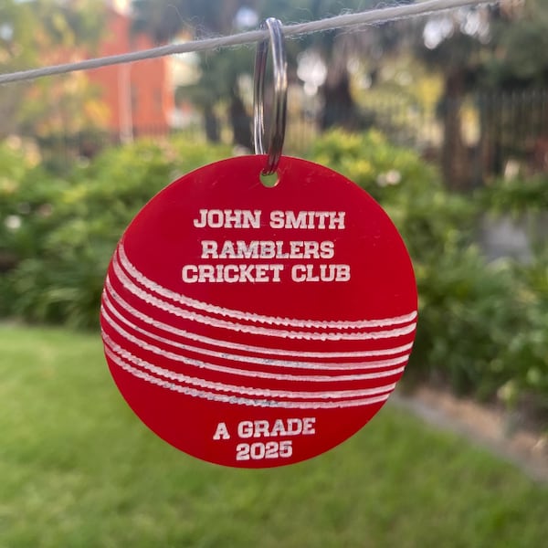 Gepersonaliseerde acryl taslabel cricket