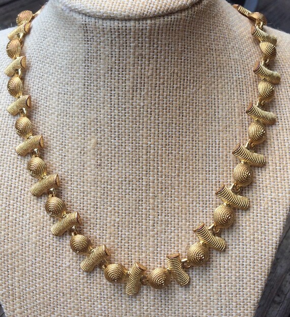 Vintage Textured Burnished Gold Link Necklace - image 3