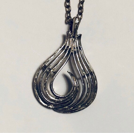 Vintage 70’s Modern Teardrop Pendant 14” - image 3