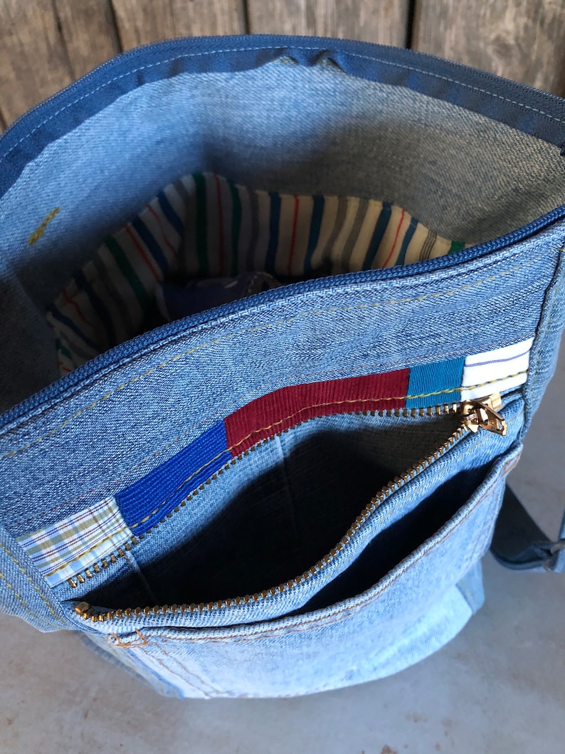 Sac en jeans sac durable upcyclé avec longue sangle inférieure unique image 4