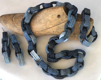 Jeans jewelry set, jeans necklace, jeans bracelet, jeans earrings, chunky upcycled textile jewelry, blue jewelry set,