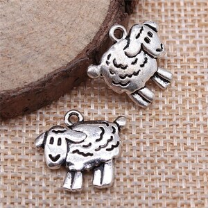 6 Silver Sheep Charms, Lamb Charms, 2 Sided, 18x16mm, Silver Tone Charms (M-241)