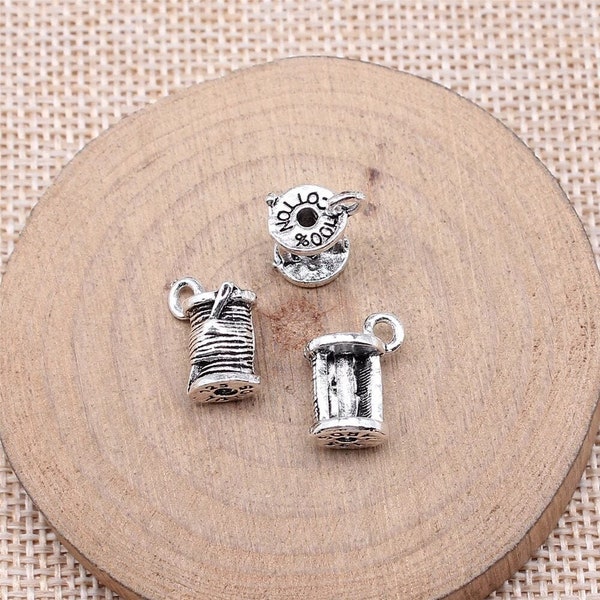 4 Silver Thread Thimble Charms, 14x10mm, Silver Tone Charms (O-66)