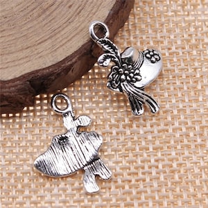 5 Silver Fancy Hat Charms, Summer Hat, 22x15mm, Silver Tone Charms (P-53)