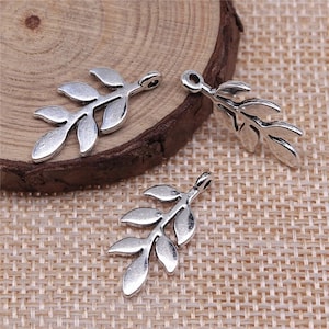 5 Silver Leaf Charms, Leaves Charm, 24x12mm, Silver Tone Charms (F-200)