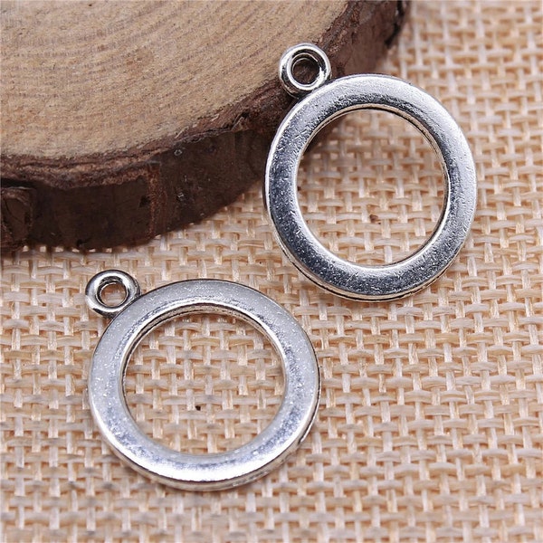 3 Silver Open Circle Charms, 22x18mm, Silver Tone Charms (Q-89)