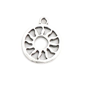 8 Silver Sun Charms, Silver Tone Charms (I-31)
