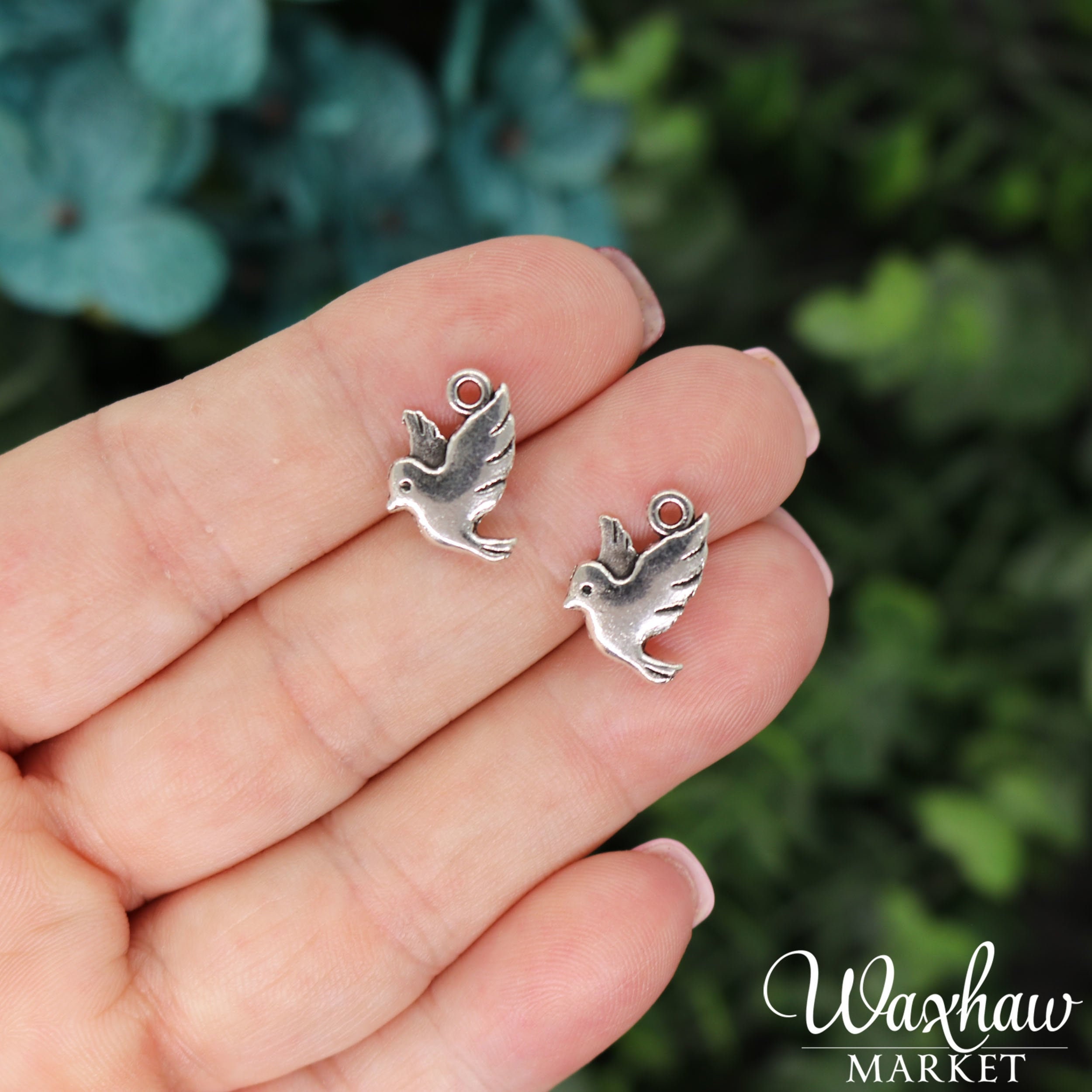 6 Doves And Heart Charms Antique Silver Tone B49