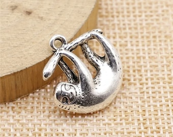 2 Silver Sloth Charms, 3D, 20x20mm, Silver Tone Charms (P-5)