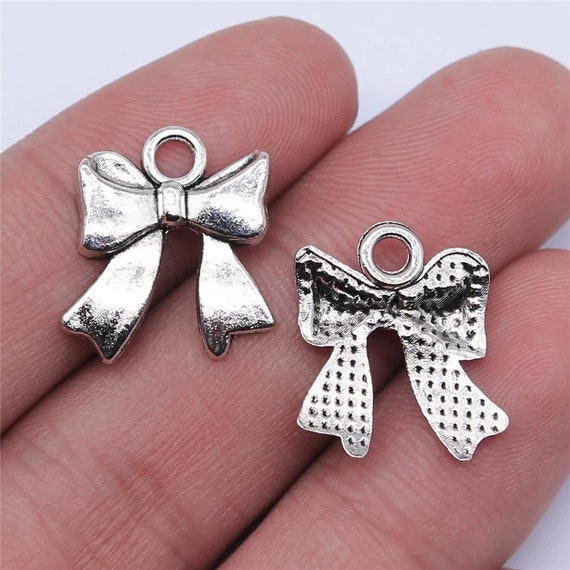 10 Bow Charms, Bow Pendants, Silver Bow, Antique Silver Tone