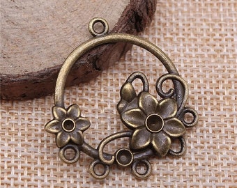 3 Bronze Flower Pendant with 4 Connectors Charms, Antique Bronze Tone (H-54)