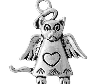 10 Silver Cat Angel Charms, Silver Tone Charms (L-129)